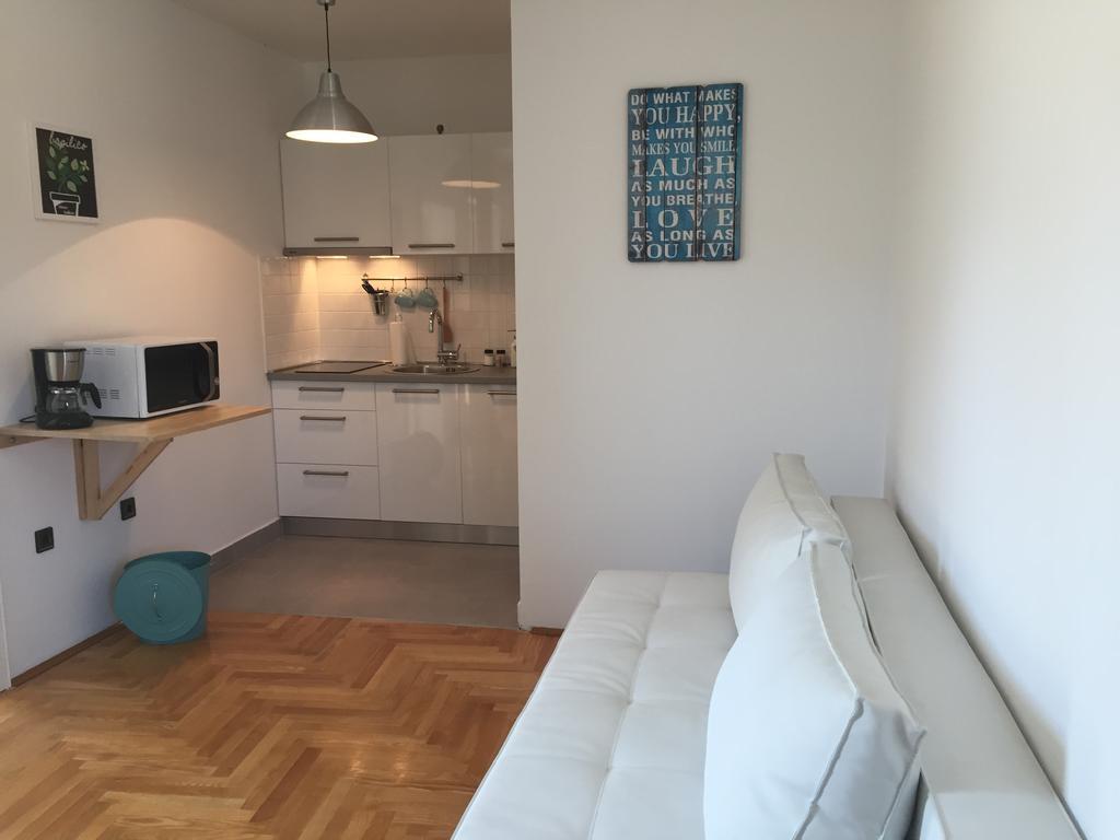 Apartments Papalinna By Moro Malinska Δωμάτιο φωτογραφία