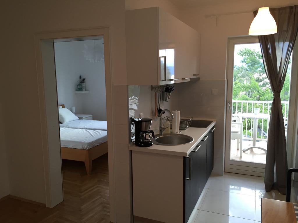 Apartments Papalinna By Moro Malinska Δωμάτιο φωτογραφία