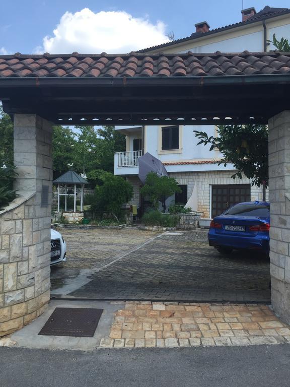 Apartments Papalinna By Moro Malinska Εξωτερικό φωτογραφία